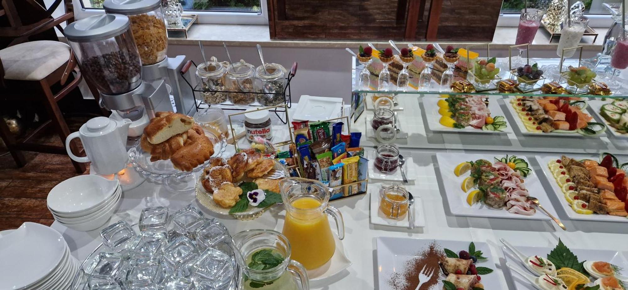 Cynamon Hotel Nowy Sacz Ngoại thất bức ảnh