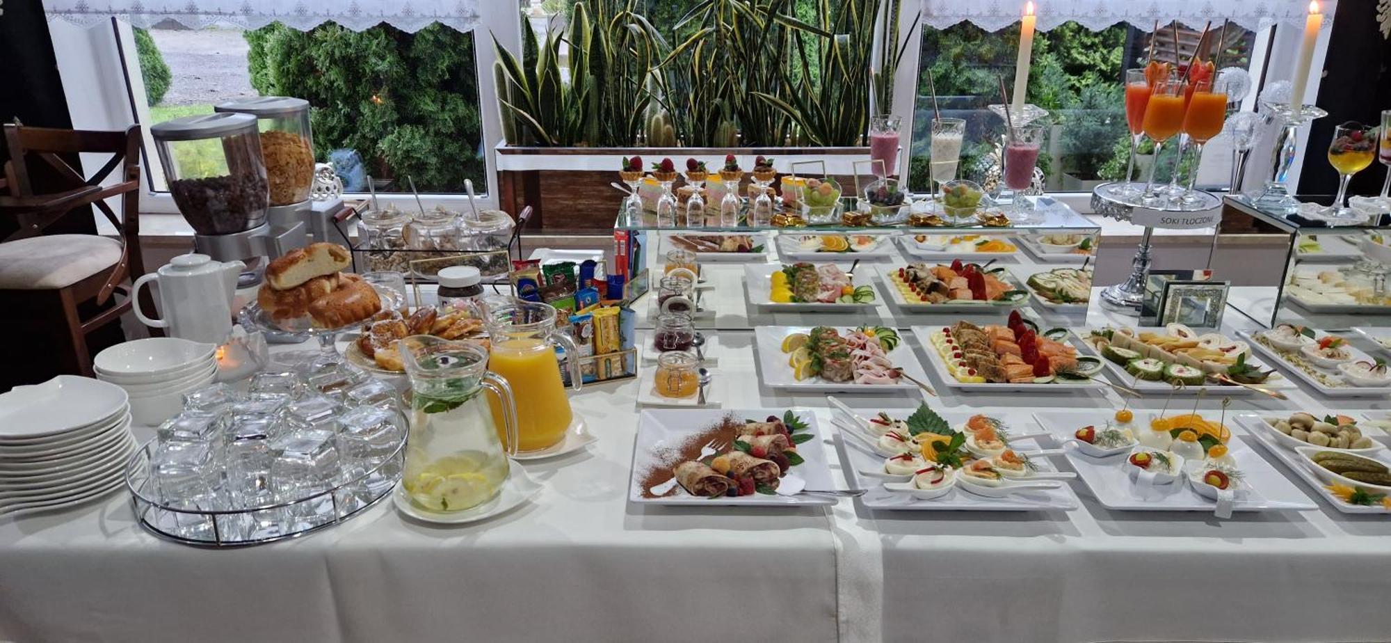 Cynamon Hotel Nowy Sacz Ngoại thất bức ảnh