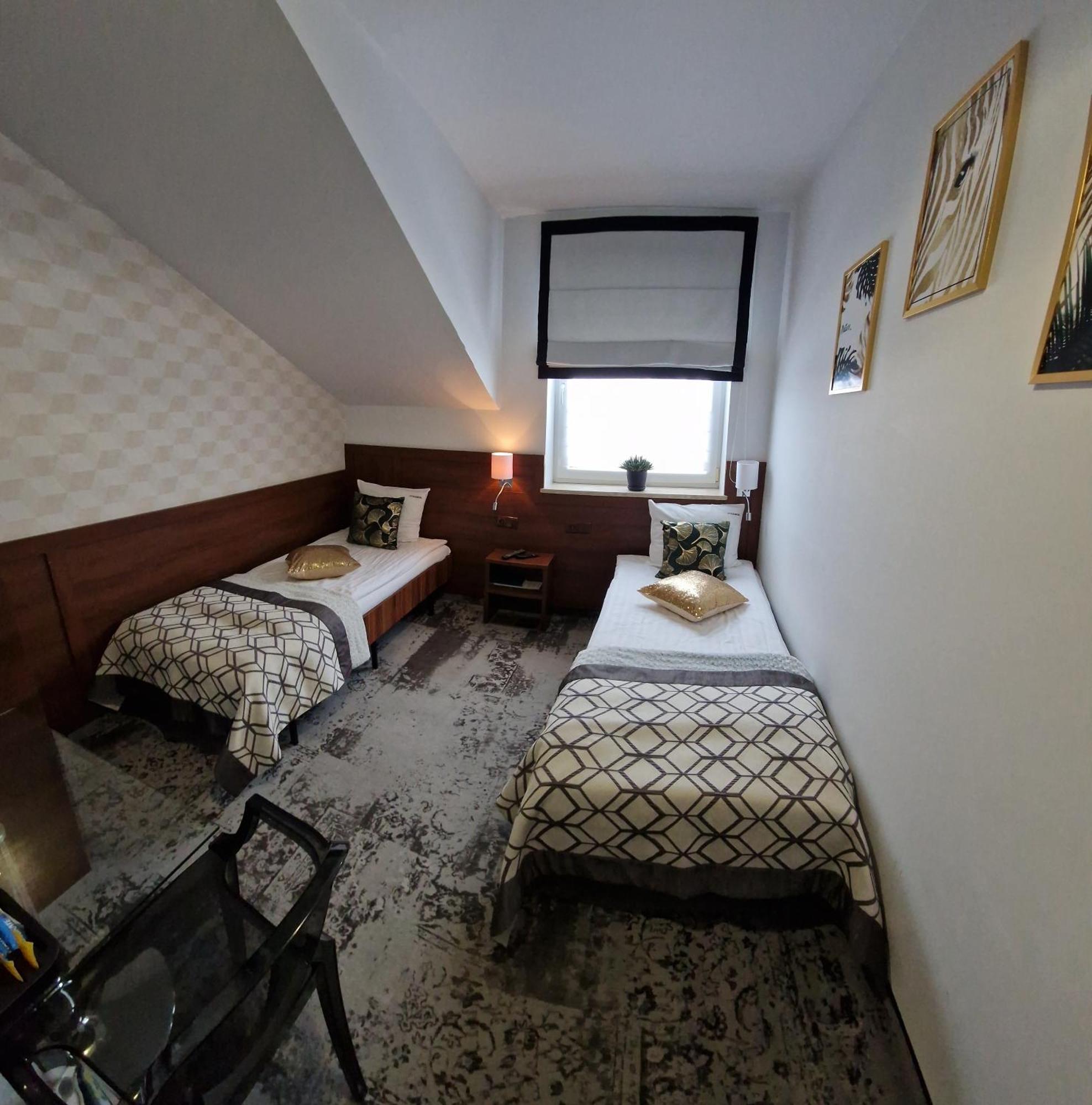 Cynamon Hotel Nowy Sacz Ngoại thất bức ảnh